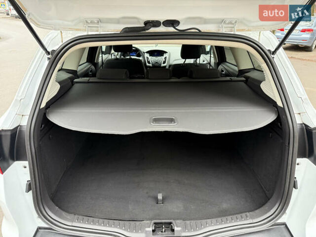 Белый Форд Фокус, объемом двигателя 1.6 л и пробегом 191 тыс. км за 8942 $, фото 34 на Automoto.ua