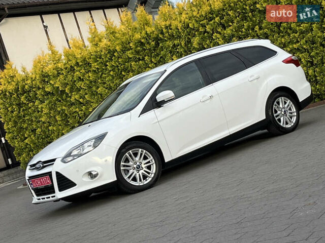 Белый Форд Фокус, объемом двигателя 1.6 л и пробегом 218 тыс. км за 8799 $, фото 9 на Automoto.ua