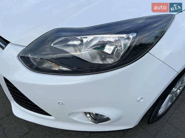 Белый Форд Фокус, объемом двигателя 1.6 л и пробегом 218 тыс. км за 8799 $, фото 69 на Automoto.ua