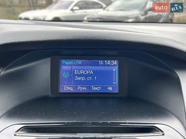 Белый Форд Фокус, объемом двигателя 1 л и пробегом 164 тыс. км за 7700 $, фото 22 на Automoto.ua