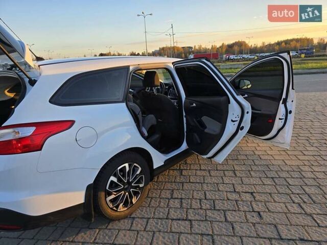 Білий Форд Фокус, об'ємом двигуна 1.6 л та пробігом 263 тис. км за 7800 $, фото 21 на Automoto.ua