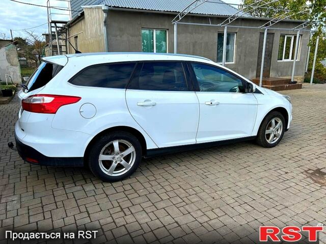 Белый Форд Фокус, объемом двигателя 1 л и пробегом 164 тыс. км за 7600 $, фото 10 на Automoto.ua