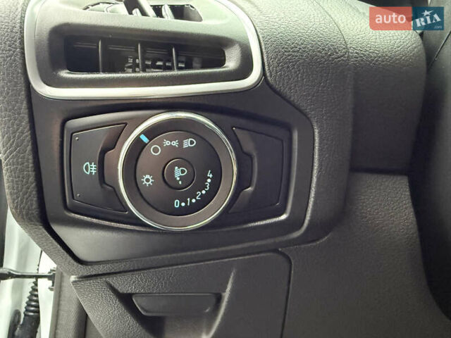 Белый Форд Фокус, объемом двигателя 1.6 л и пробегом 191 тыс. км за 8942 $, фото 20 на Automoto.ua