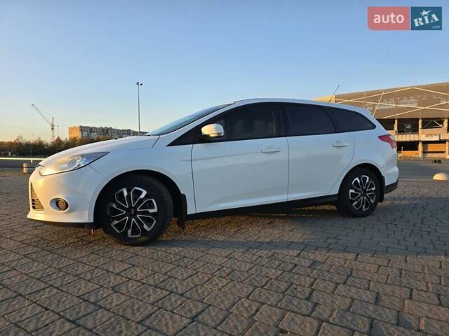 Білий Форд Фокус, об'ємом двигуна 1.6 л та пробігом 263 тис. км за 7800 $, фото 7 на Automoto.ua