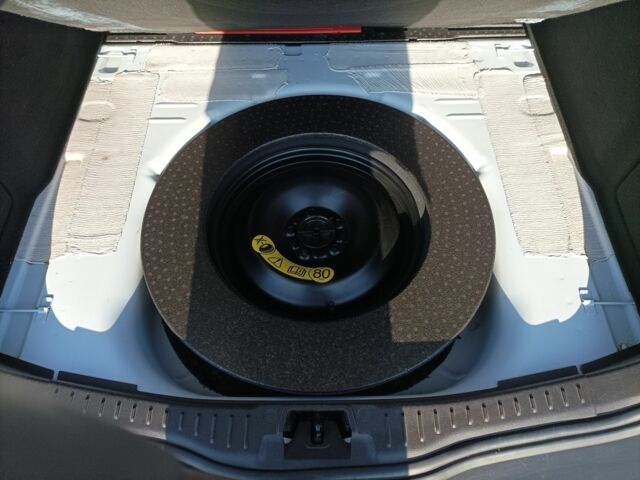 Белый Форд Фокус, объемом двигателя 1 л и пробегом 168 тыс. км за 6500 $, фото 19 на Automoto.ua