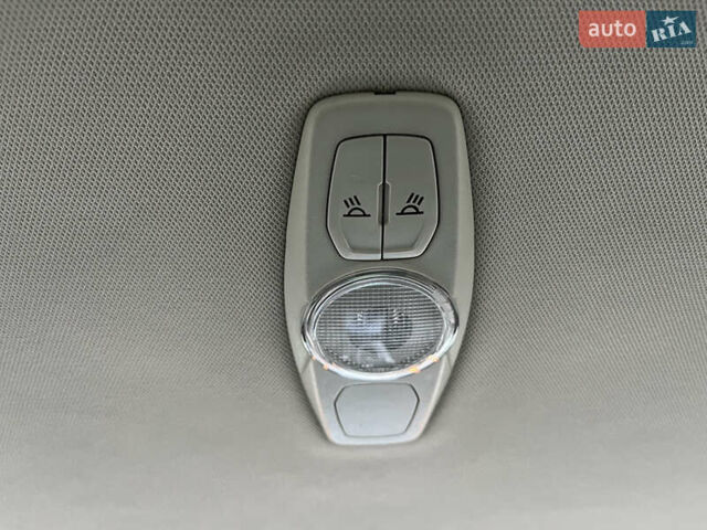 Белый Форд Фокус, объемом двигателя 1.6 л и пробегом 218 тыс. км за 8799 $, фото 116 на Automoto.ua