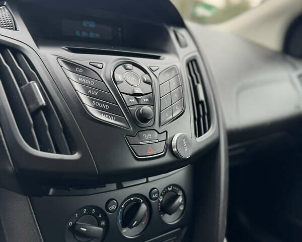 Белый Форд Фокус, объемом двигателя 1.6 л и пробегом 174 тыс. км за 8200 $, фото 29 на Automoto.ua