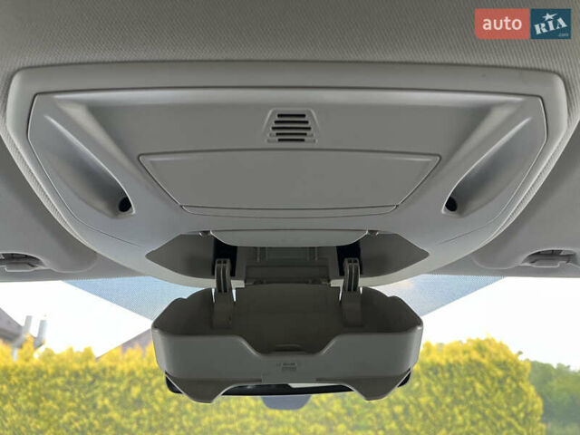 Белый Форд Фокус, объемом двигателя 1.6 л и пробегом 218 тыс. км за 8799 $, фото 120 на Automoto.ua