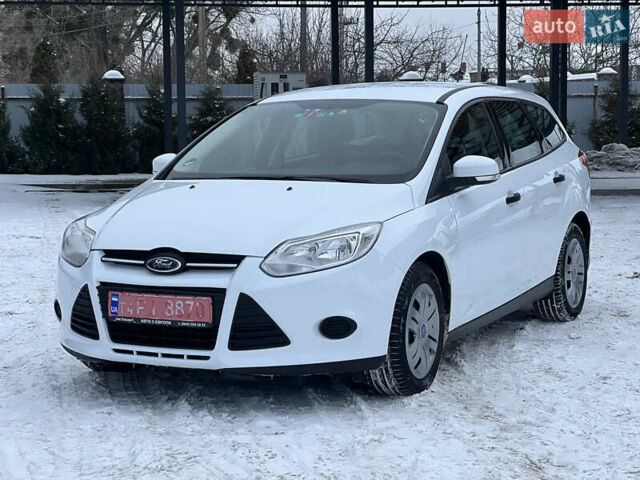 Білий Форд Фокус, об'ємом двигуна 1.6 л та пробігом 174 тис. км за 7950 $, фото 1 на Automoto.ua