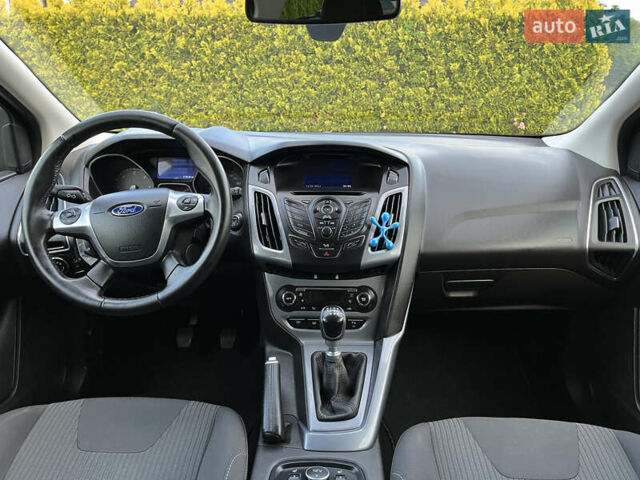 Белый Форд Фокус, объемом двигателя 1.6 л и пробегом 218 тыс. км за 8799 $, фото 111 на Automoto.ua