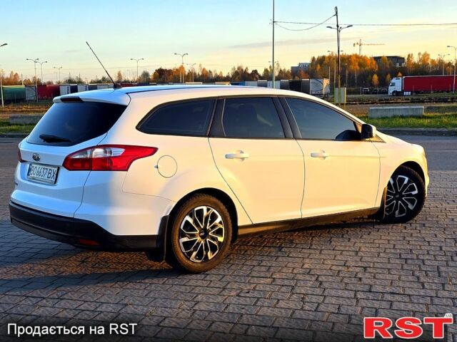 Білий Форд Фокус, об'ємом двигуна 1.6 л та пробігом 26700 тис. км за 7000 $, фото 5 на Automoto.ua