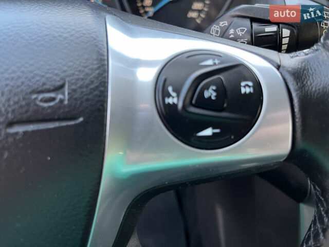 Белый Форд Фокус, объемом двигателя 1.6 л и пробегом 218 тыс. км за 8799 $, фото 129 на Automoto.ua