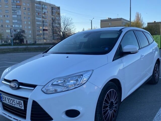 Белый Форд Фокус, объемом двигателя 1.6 л и пробегом 200 тыс. км за 6500 $, фото 15 на Automoto.ua