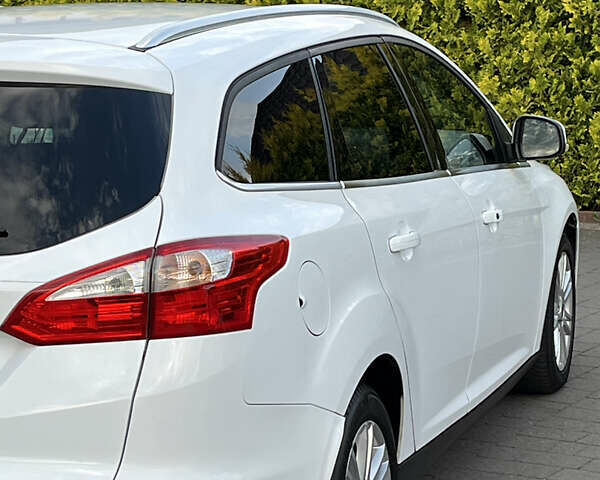 Белый Форд Фокус, объемом двигателя 1.6 л и пробегом 218 тыс. км за 8799 $, фото 64 на Automoto.ua