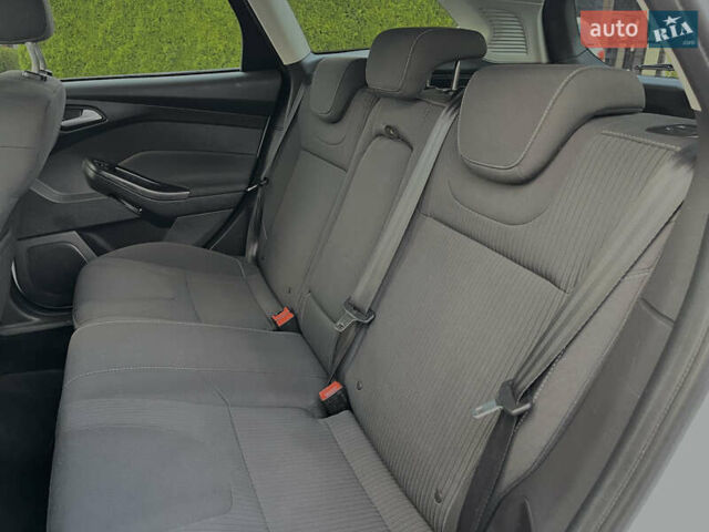 Белый Форд Фокус, объемом двигателя 1.6 л и пробегом 218 тыс. км за 8799 $, фото 91 на Automoto.ua