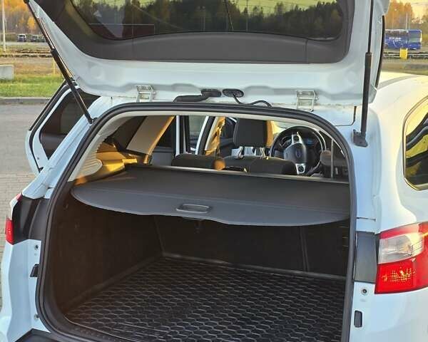 Білий Форд Фокус, об'ємом двигуна 1.6 л та пробігом 263 тис. км за 7800 $, фото 13 на Automoto.ua