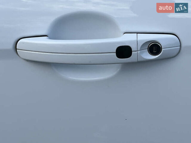 Белый Форд Фокус, объемом двигателя 1.6 л и пробегом 218 тыс. км за 8799 $, фото 79 на Automoto.ua