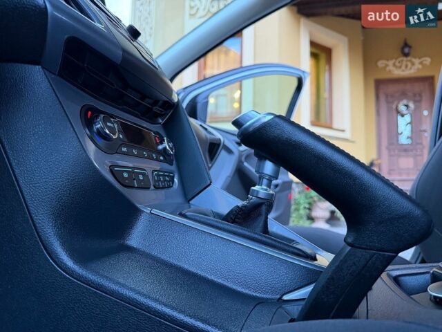 Белый Форд Фокус, объемом двигателя 1.6 л и пробегом 201 тыс. км за 7950 $, фото 72 на Automoto.ua