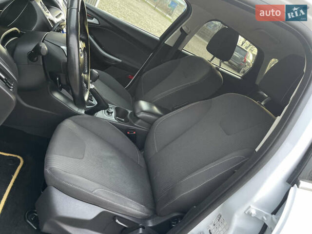 Белый Форд Фокус, объемом двигателя 1.6 л и пробегом 219 тыс. км за 8750 $, фото 29 на Automoto.ua