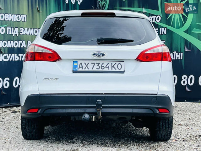 Форд Фокус 2014 в Харькове на Automoto.ua Белый Форд Фокус, объемом двигателя 1.6 л и пробегом 225 тыс. км за 8200 $, фото 6 на Automoto.ua