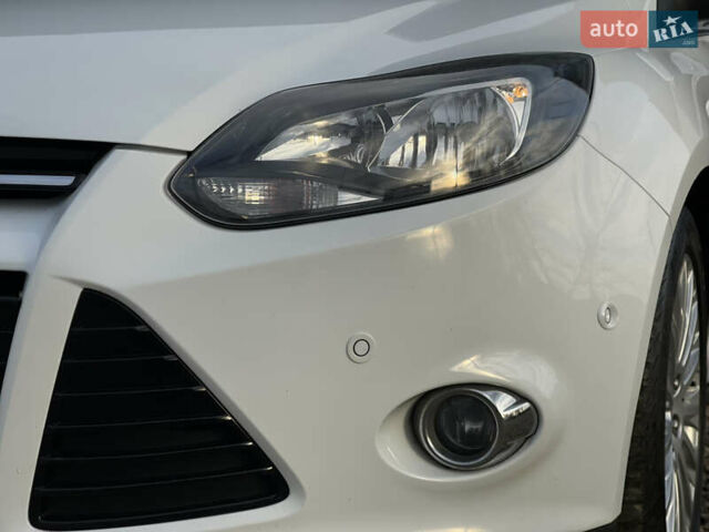 Белый Форд Фокус, объемом двигателя 1.6 л и пробегом 219 тыс. км за 8750 $, фото 10 на Automoto.ua