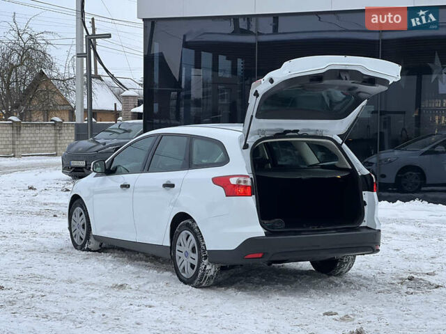 Білий Форд Фокус, об'ємом двигуна 1.6 л та пробігом 174 тис. км за 7950 $, фото 31 на Automoto.ua