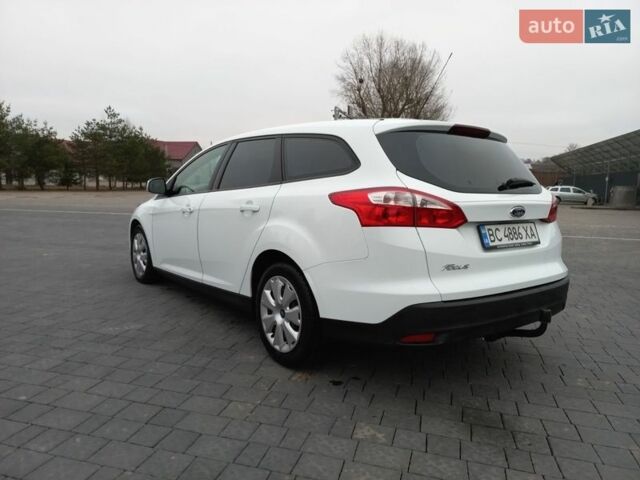 Белый Форд Фокус, объемом двигателя 1.6 л и пробегом 235 тыс. км за 7777 $, фото 7 на Automoto.ua