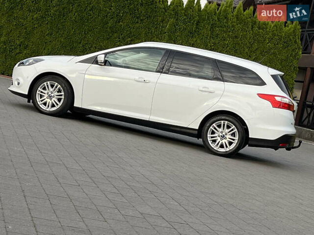 Белый Форд Фокус, объемом двигателя 1.6 л и пробегом 218 тыс. км за 8799 $, фото 14 на Automoto.ua