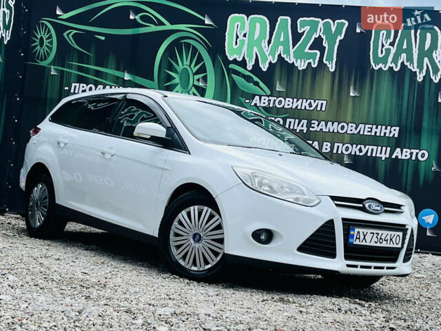 Форд Фокус 2014 в Харькове на Automoto.ua Белый Форд Фокус, объемом двигателя 1.6 л и пробегом 225 тыс. км за 8200 $, фото 1 на Automoto.ua