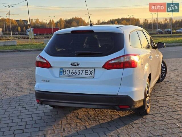 Білий Форд Фокус, об'ємом двигуна 1.6 л та пробігом 263 тис. км за 7800 $, фото 8 на Automoto.ua