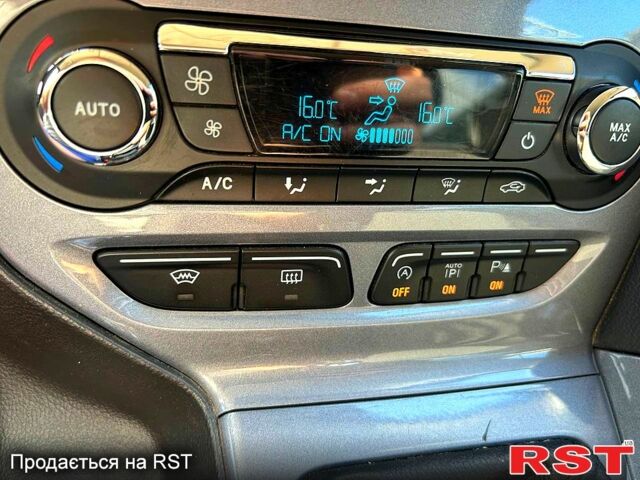 Белый Форд Фокус, объемом двигателя 1 л и пробегом 164 тыс. км за 7600 $, фото 11 на Automoto.ua