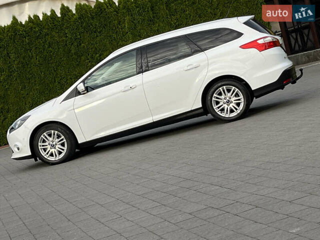 Белый Форд Фокус, объемом двигателя 1.6 л и пробегом 218 тыс. км за 8799 $, фото 15 на Automoto.ua