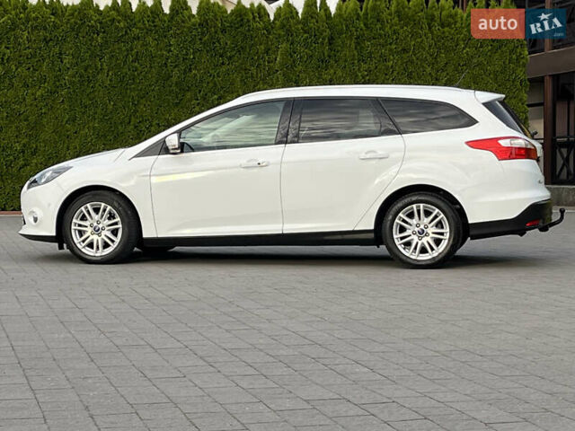 Белый Форд Фокус, объемом двигателя 1.6 л и пробегом 218 тыс. км за 8799 $, фото 13 на Automoto.ua