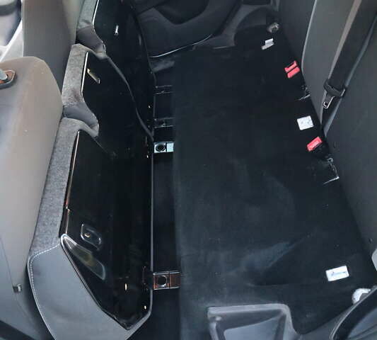 Белый Форд Фокус, объемом двигателя 1.6 л и пробегом 219 тыс. км за 6950 $, фото 11 на Automoto.ua