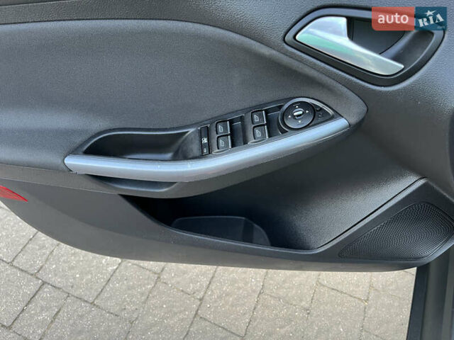 Белый Форд Фокус, объемом двигателя 1.6 л и пробегом 218 тыс. км за 8799 $, фото 87 на Automoto.ua