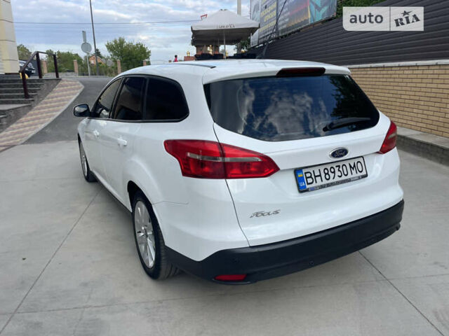 Белый Форд Фокус, объемом двигателя 1.56 л и пробегом 290 тыс. км за 8800 $, фото 17 на Automoto.ua