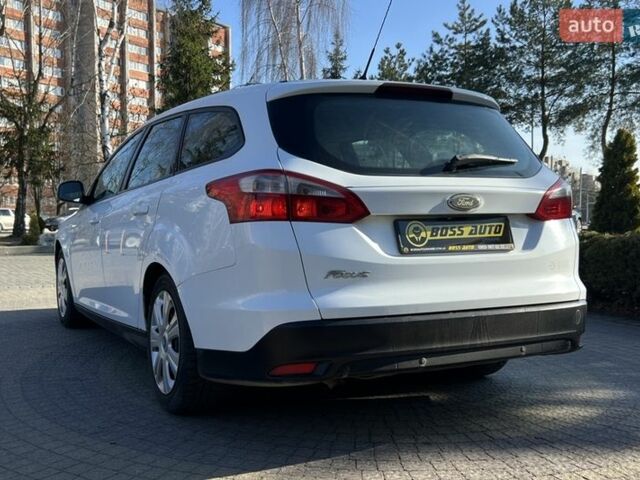 Білий Форд Фокус, об'ємом двигуна 1.56 л та пробігом 300 тис. км за 7850 $, фото 4 на Automoto.ua