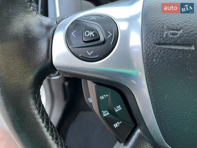 Белый Форд Фокус, объемом двигателя 1.6 л и пробегом 218 тыс. км за 8799 $, фото 130 на Automoto.ua