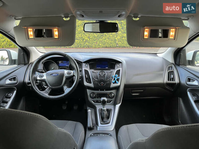 Белый Форд Фокус, объемом двигателя 1.6 л и пробегом 218 тыс. км за 8799 $, фото 114 на Automoto.ua