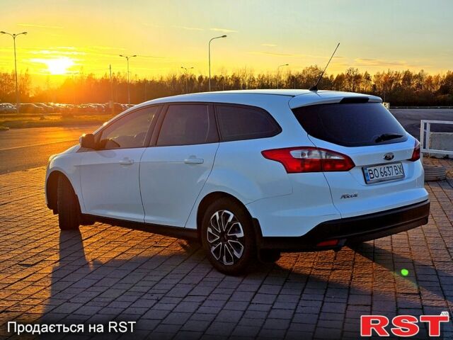 Білий Форд Фокус, об'ємом двигуна 1.6 л та пробігом 26700 тис. км за 7000 $, фото 2 на Automoto.ua