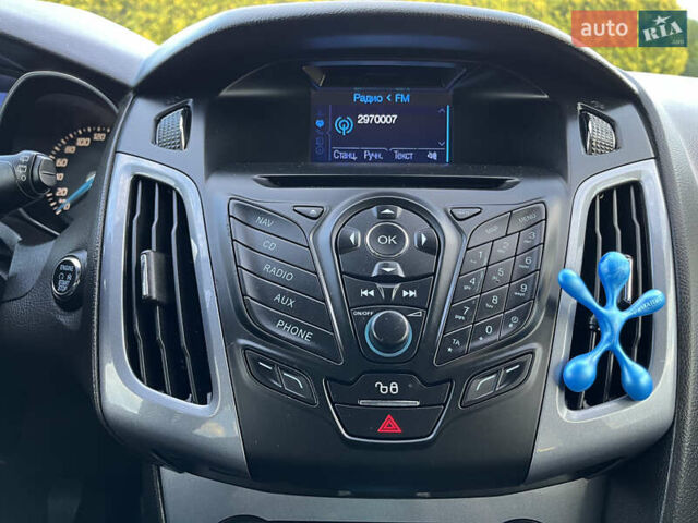 Белый Форд Фокус, объемом двигателя 1.6 л и пробегом 218 тыс. км за 8799 $, фото 126 на Automoto.ua