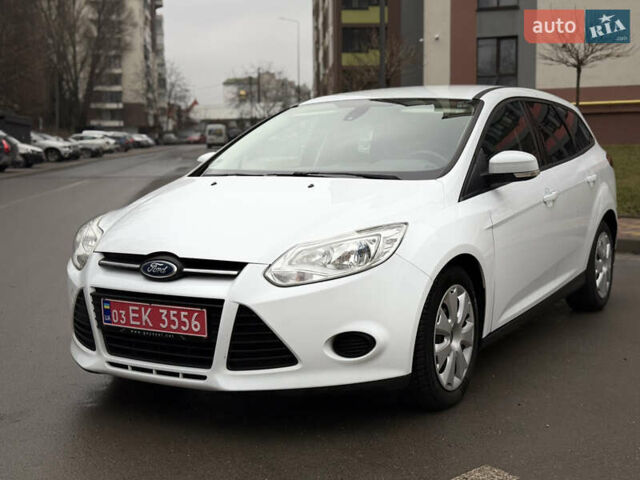 Белый Форд Фокус, объемом двигателя 1.6 л и пробегом 191 тыс. км за 8942 $, фото 5 на Automoto.ua