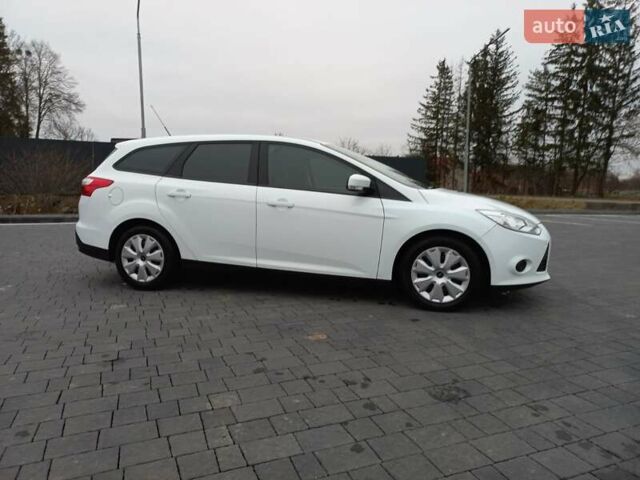 Білий Форд Фокус, об'ємом двигуна 1.6 л та пробігом 230 тис. км за 7377 $, фото 18 на Automoto.ua
