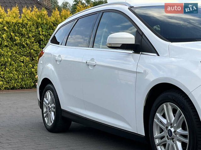 Белый Форд Фокус, объемом двигателя 1.6 л и пробегом 218 тыс. км за 8799 $, фото 71 на Automoto.ua