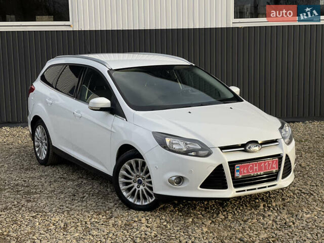 Белый Форд Фокус, объемом двигателя 1.6 л и пробегом 219 тыс. км за 8750 $, фото 4 на Automoto.ua