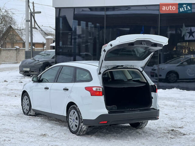 Білий Форд Фокус, об'ємом двигуна 1.6 л та пробігом 174 тис. км за 7950 $, фото 30 на Automoto.ua
