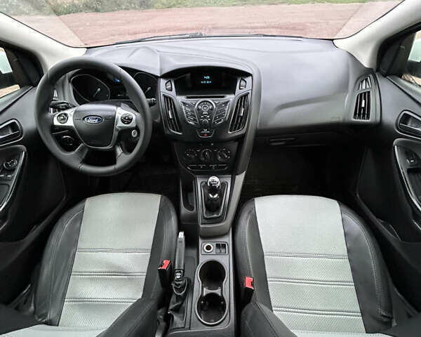 Форд Фокус 2014 у Бердичеве на Automoto.ua Білий Форд Фокус, об'ємом двигуна 1.6 л та пробігом 315 тис. км за 6300 $, фото 13 на Automoto.ua