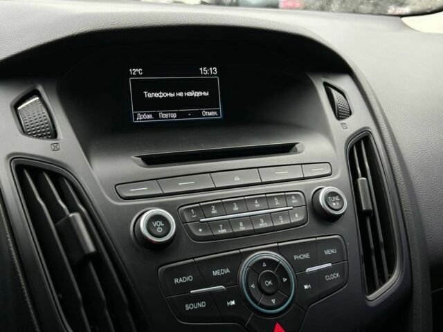 Белый Форд Фокус, объемом двигателя 2 л и пробегом 109 тыс. км за 8700 $, фото 14 на Automoto.ua