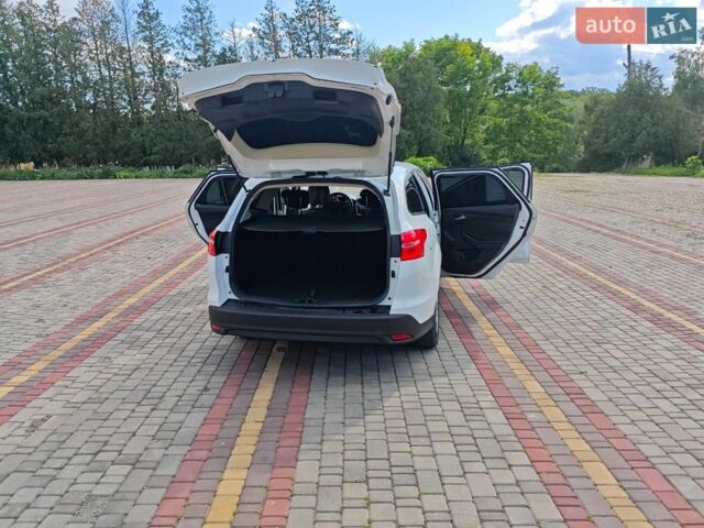 Белый Форд Фокус, объемом двигателя 1.5 л и пробегом 249 тыс. км за 8300 $, фото 9 на Automoto.ua