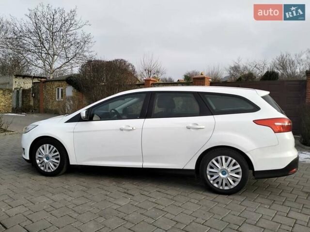 Білий Форд Фокус, об'ємом двигуна 1.6 л та пробігом 263 тис. км за 7999 $, фото 19 на Automoto.ua